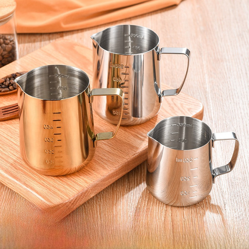 Pointed spout stainless steel latte art measuring cup